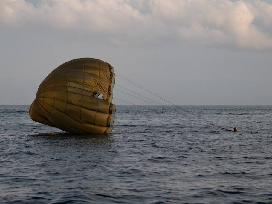 北约特战司令部：法国海军陆战队海上跳伞摄影：Pierro和RomualdLe