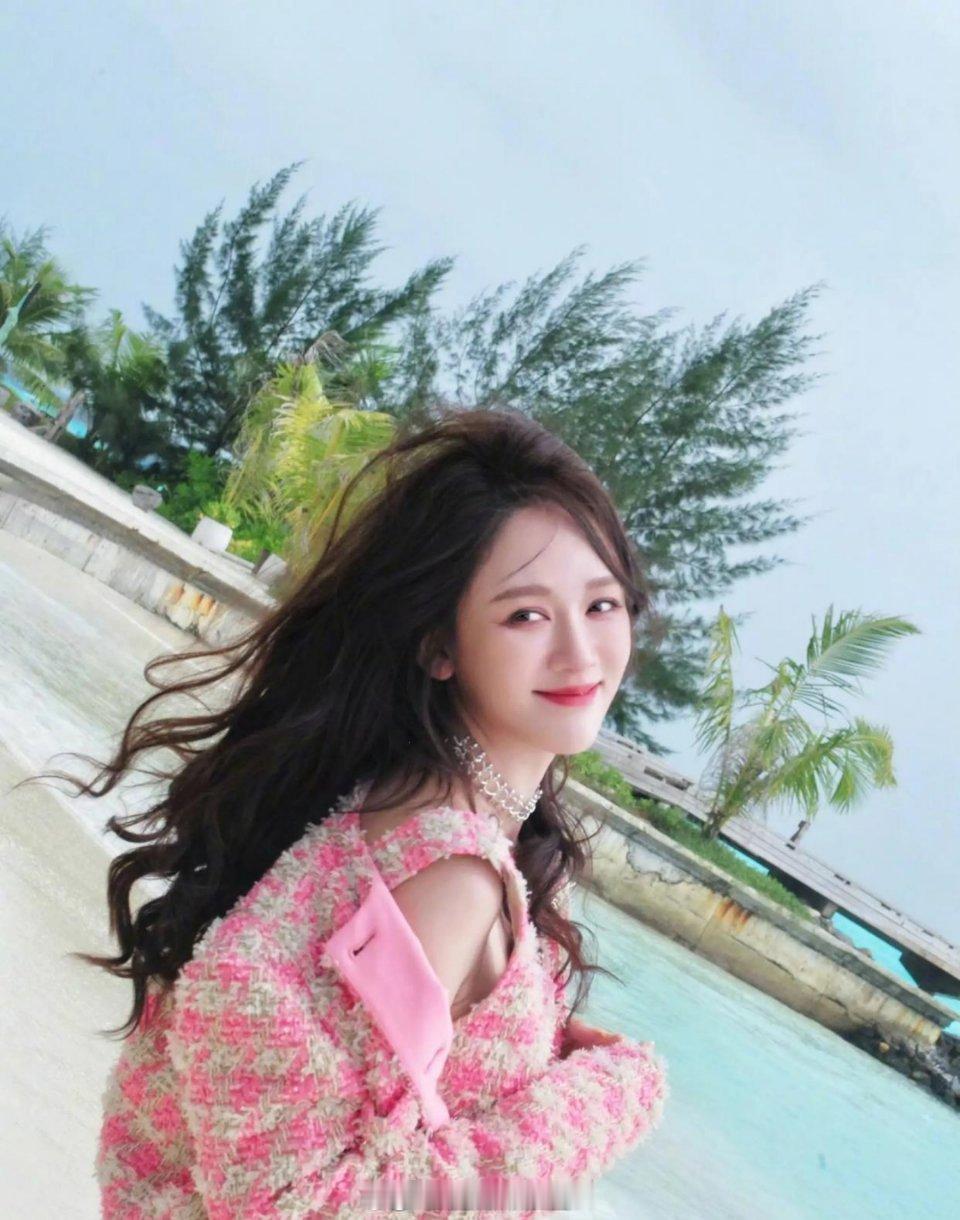 陈乔恩公开自己的素颜照，太路人了