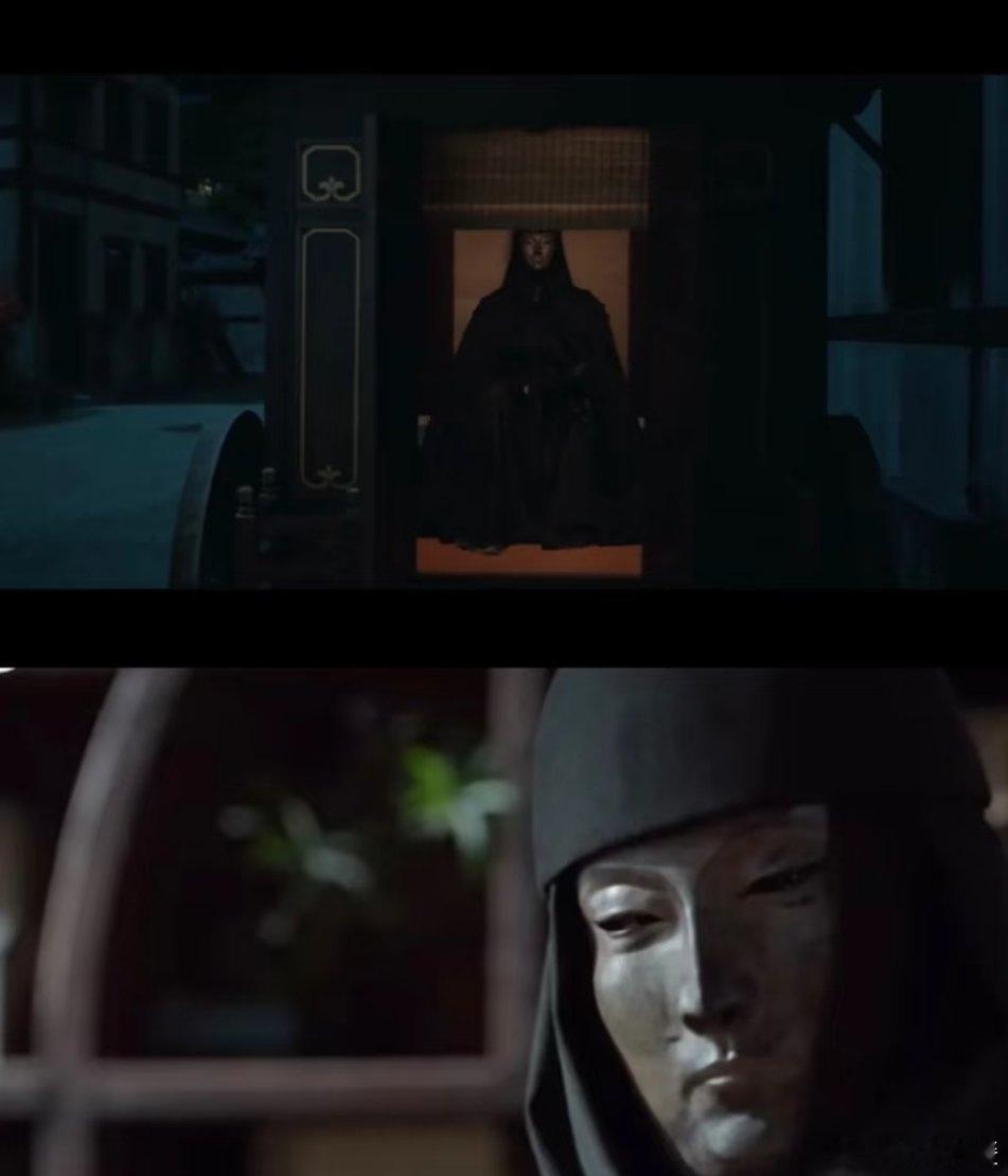 在《藏海传》中，灭门惨祸让稚奴从贵族公子沦为复仇者，而拯救他的青铜面具人身份成