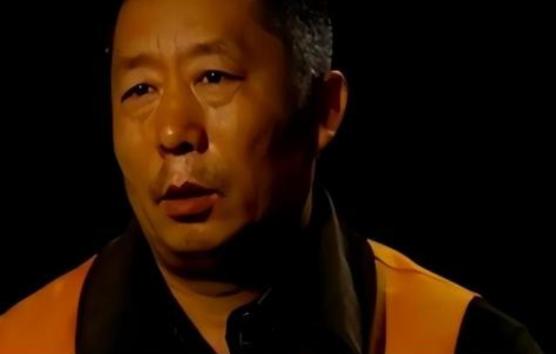现实版的“武大郎”！2009年，内蒙古一男子发现妻子出轨，情夫竟光明正大住进家里
