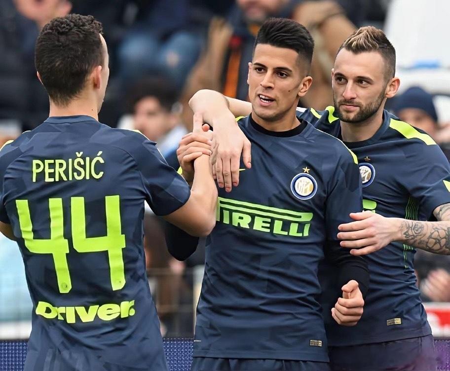 实力在线，只是国际米兰用不起！根据记者西蒙内·托尼亚的消息，国际米兰考虑一月份引