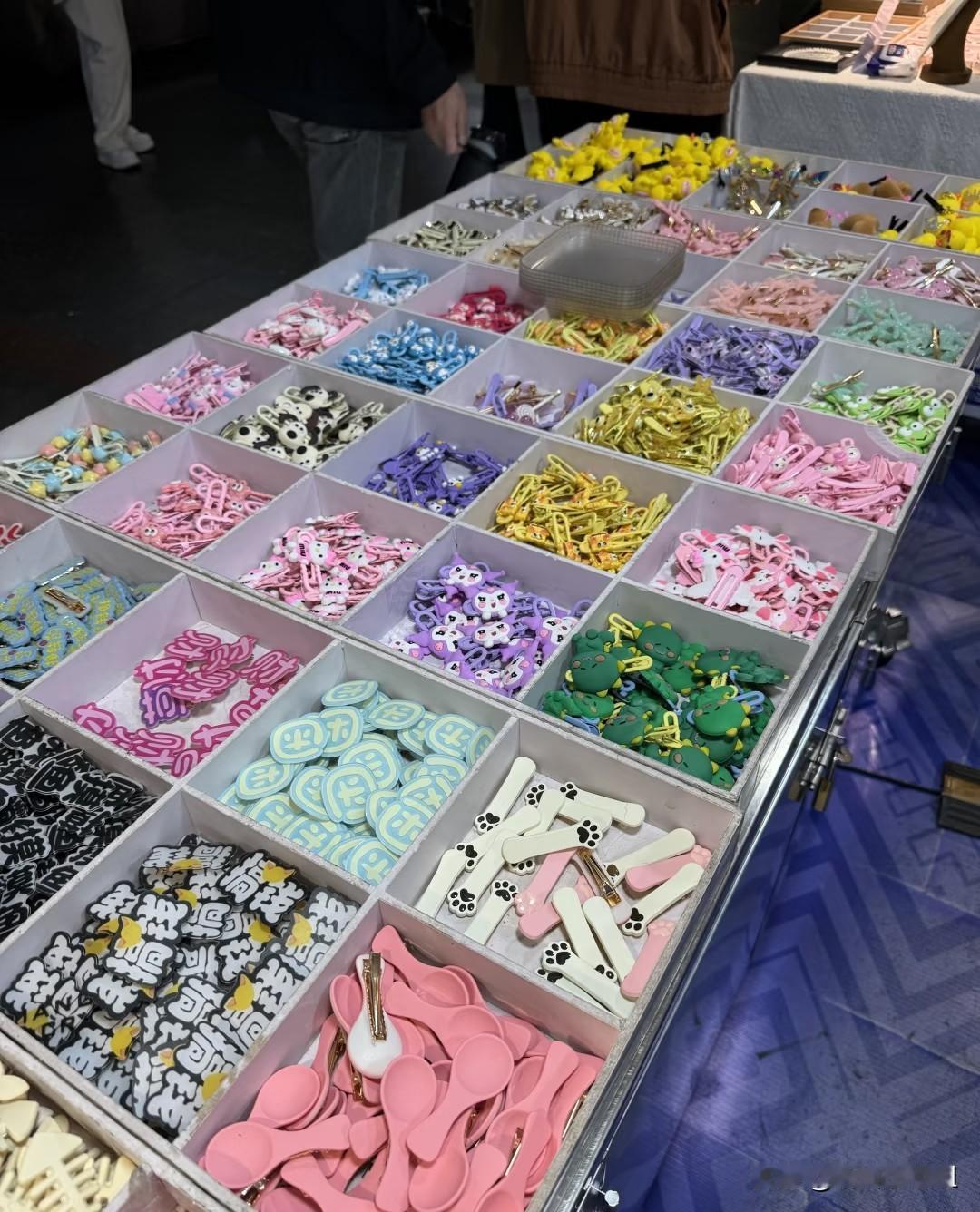 结婚三年没生儿子，婆婆的冷嘲热讽就没断过，连老公都跟着摆脸色。我揣着200块去夜