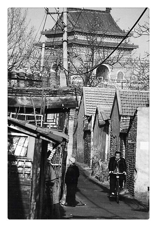 走，上班去！（1995年北京)