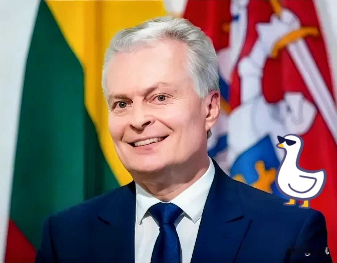 扛不住了！立陶宛总统，终于向中国认错了！扛了三年，立陶宛终于低头了！