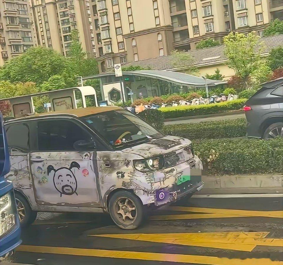 这种车怎么能上路呢？