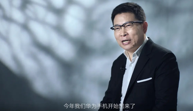 余承东真牛！真是一点都不慌。华为Mate80迟迟不发布，错过了国庆假期，又错