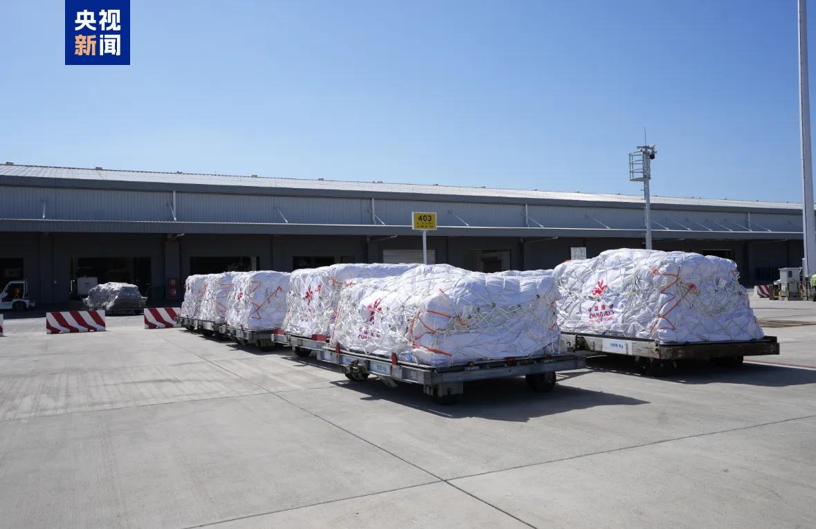 泰柬停火，东大援助先入柬，说明了什么？据央视新闻客户端，12月28日中午，昨