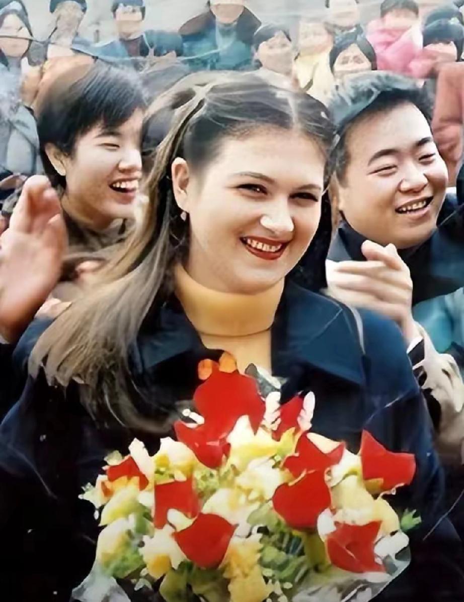 23岁乌克兰女子，远嫁给河南穷小伙，婚姻8年，生下3个儿子，都上了乌克兰国籍，引