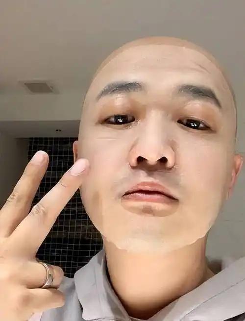 出轨风波才过6天，包贝尔终究是付出了代价！新剧开播，导演署名连夜被换成了苏训辉。