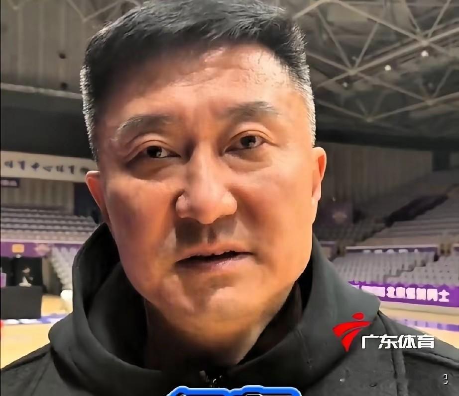 广东又输了，赛季被伤害三杀，这次又是输在了内线，萨姆纳跟奎因尽力了，但内线实在太