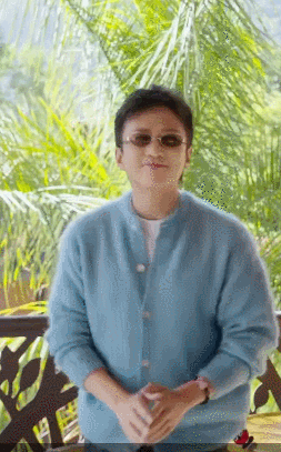 邓超好朴素的商战邓超一句话让腾讯爱奇艺打起来邓超是懂商战的，白日提灯反派骂女