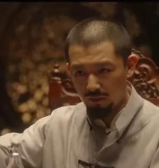 董宇辉身边这几个兄弟真是有两把刷子，既能当主播又能演戏。光看长相你根本认不出