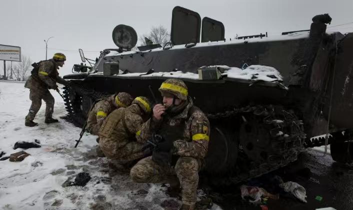 欧盟和乌克兰的意思是，停火可以，但乌克兰战后保留80万大军、拒绝割让顿巴斯，此外