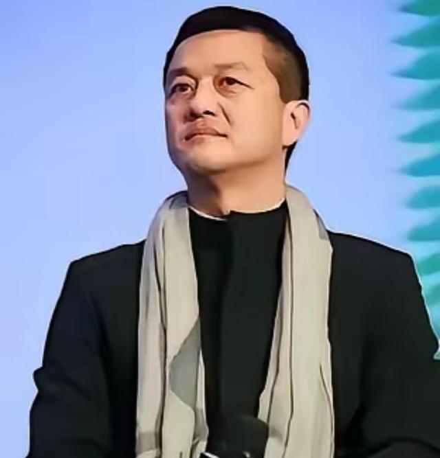 李亚鹏的债，可能要清了！2012年李亚鹏在中枢控股推动下，在丽江束河古镇启动雪