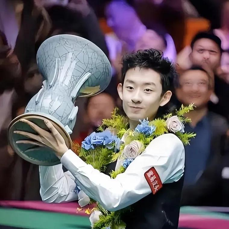 世锦赛快讯：🇨🇳吴宜泽、希金斯、艾伦、墨菲晋级4强！北京时间4月30日凌晨5