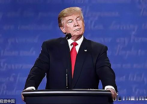 特朗普亲口认怂！怕民主党清算，亲手搅黄美国政坛游戏局1月27日，特朗普在福