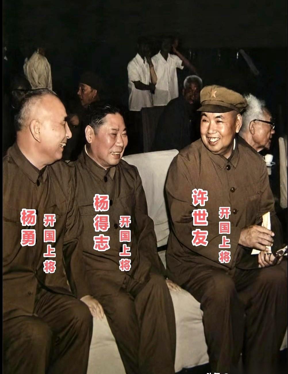 就这仨老头？看着跟邻居家三个脾气有点倔，但笑起来又很慈祥的大爷，有啥区别？告