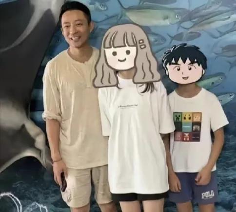 又看到箖箖和玥儿了，汪小菲带两个孩子香港游，一举一动尽显父爱刷到汪小菲带着箖箖