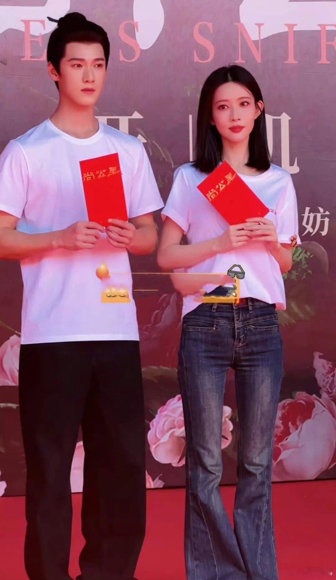 果然真情侣就是会装傻充愣[捂脸哭][跪了]​​​
