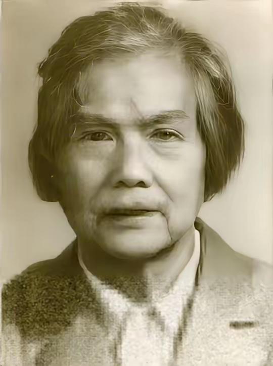 1955年的时候，周月林因为被怀疑是叛徒，不幸被抓进了监狱。这一待，就是整整24