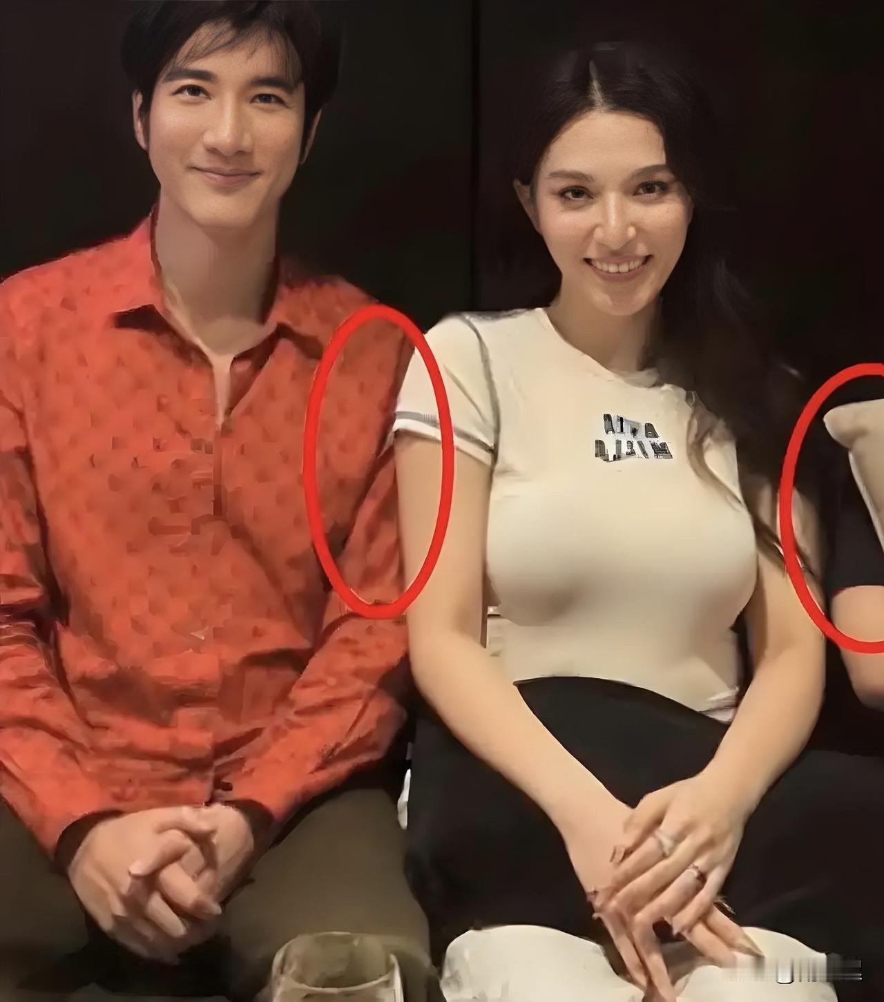 太般配！原来王力宏的绯闻女友是黄玮听？身材火辣外形出众，与李靓蕾不相上下！这