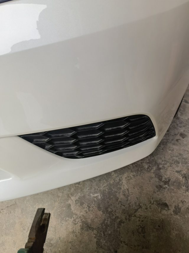 轩逸经典点点滴滴原车不带雾灯自己加装雾灯电路没整明白找修车师傅一个半小时