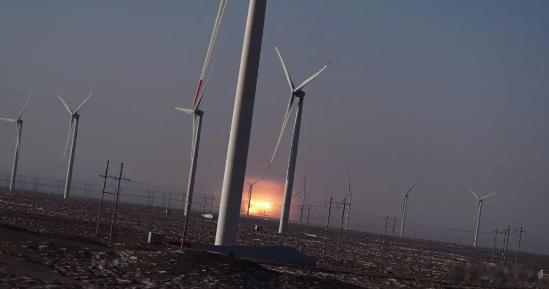 长征十二号甲火箭回收失败球又传给了朱雀三号，长征十二号甲也是卫星成功入轨，但是回