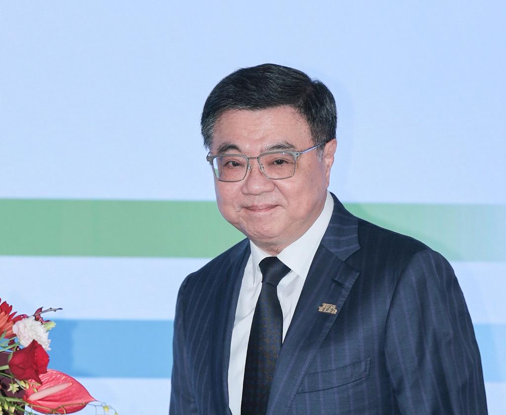 韩国瑜725上凯道卓荣泰酸“预算审完没”媒体人打脸韩国瑜决定将在7月25日