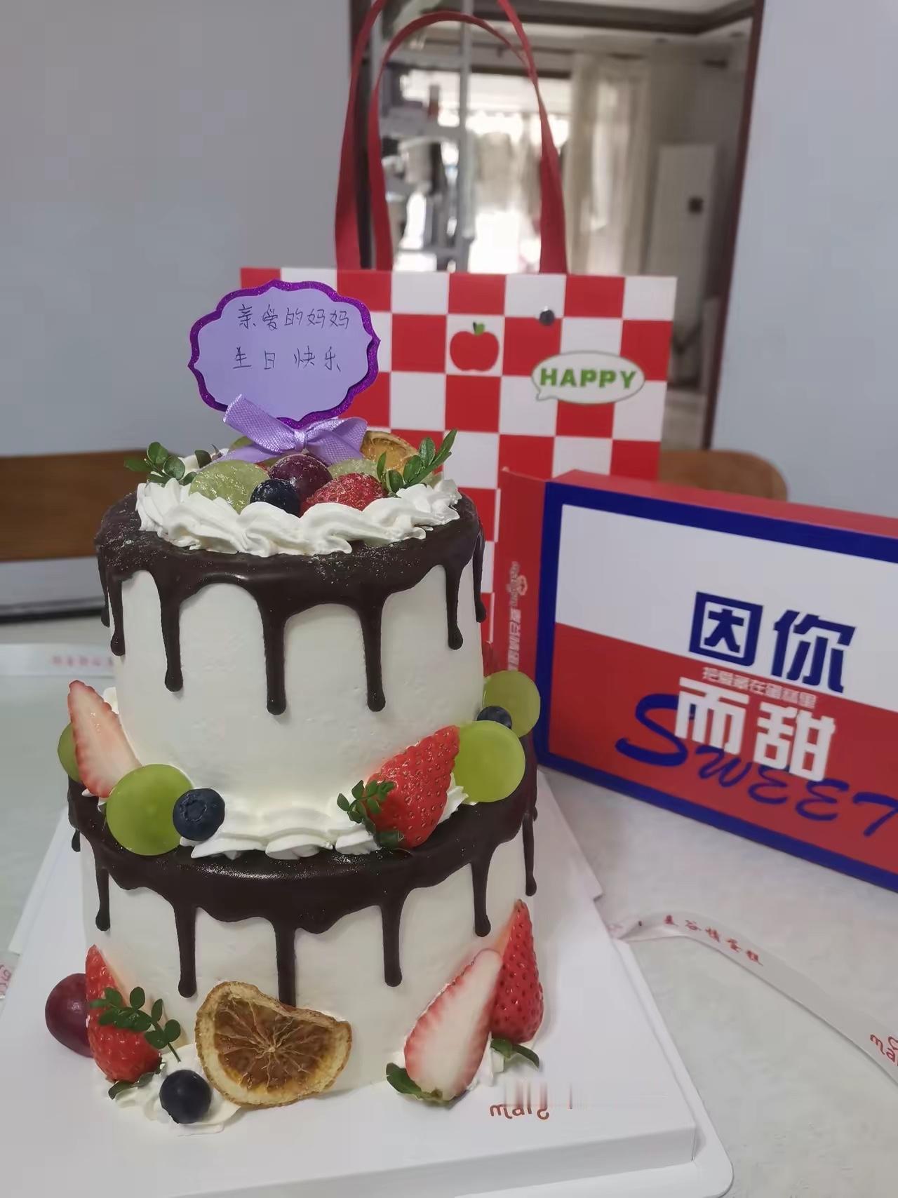 女人旺自己其实很简单，只需做好这几点；​第一；你越快乐，你就越好，情绪就是磁