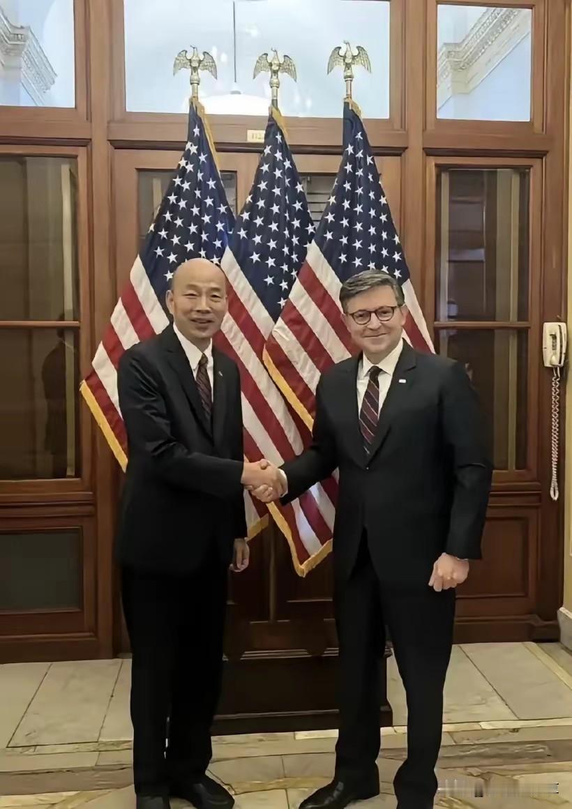 勾连外部势力谋独挑衅，这十个字从国台办发言人嘴里说出来，分量有多重，韩国瑜不可能