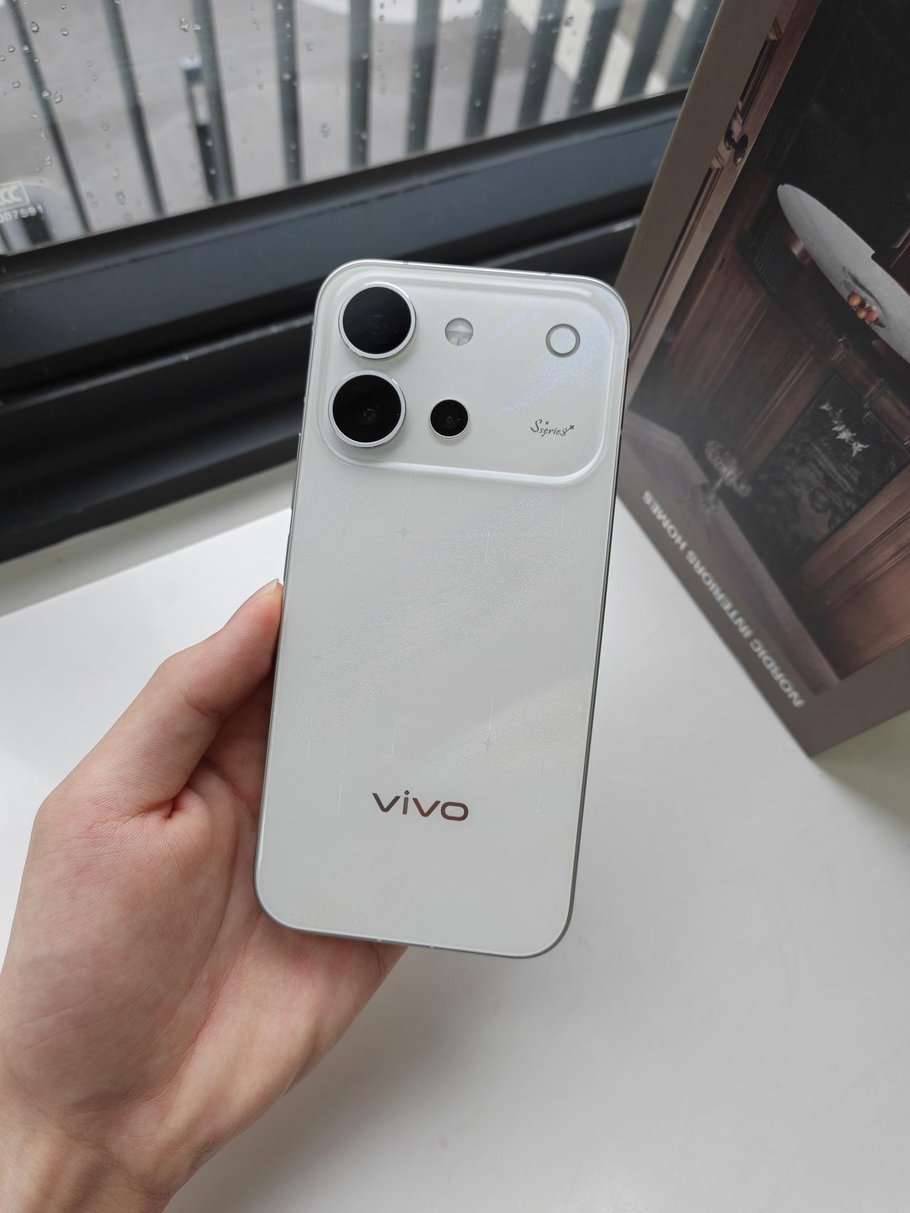 vivo能像iPhone一样用三四年不卡吗？很喜欢田曦薇代言的vivoS60