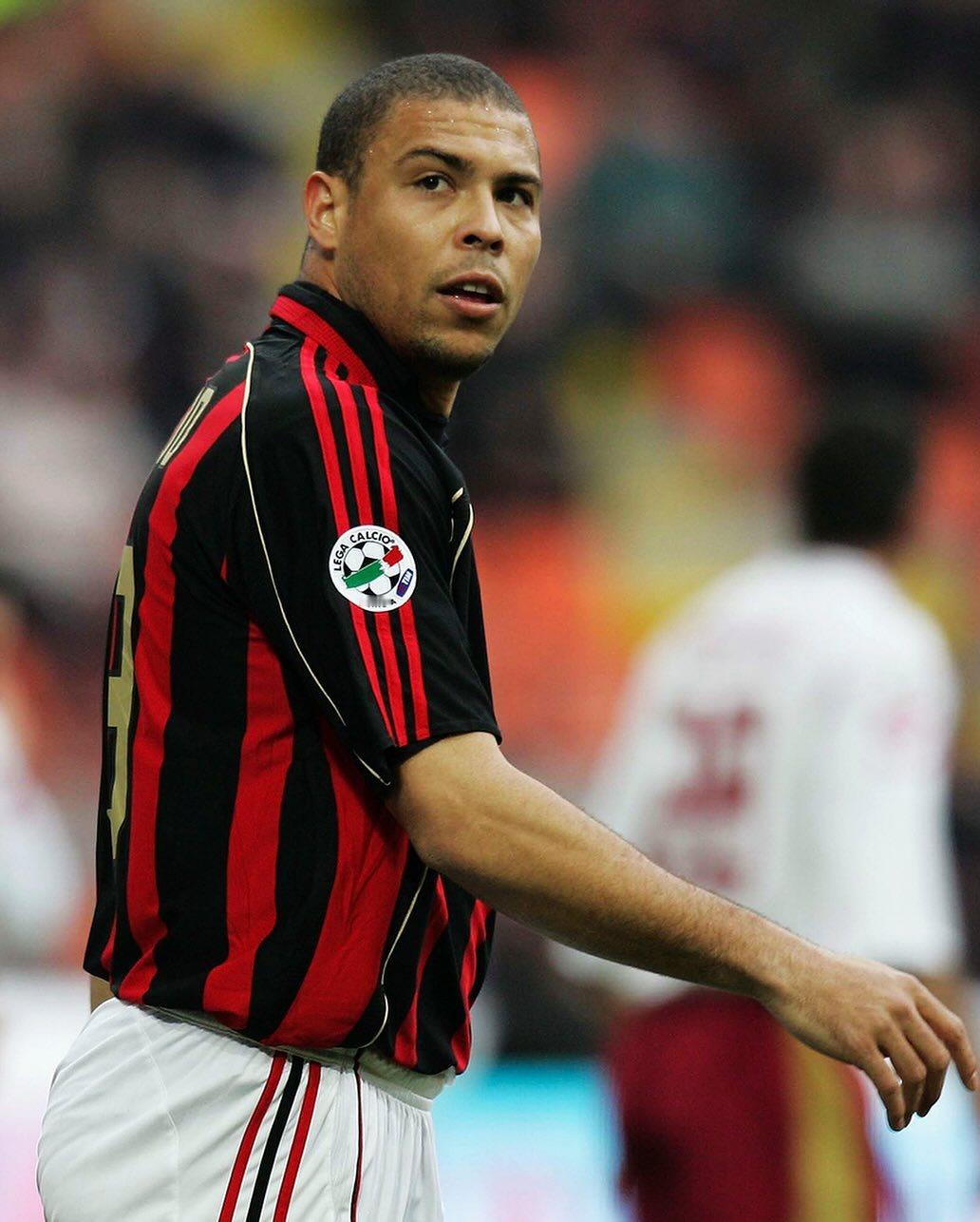 【米兰老照片】❤️🖤罗纳尔多🇧🇷.weareacmilan​​​