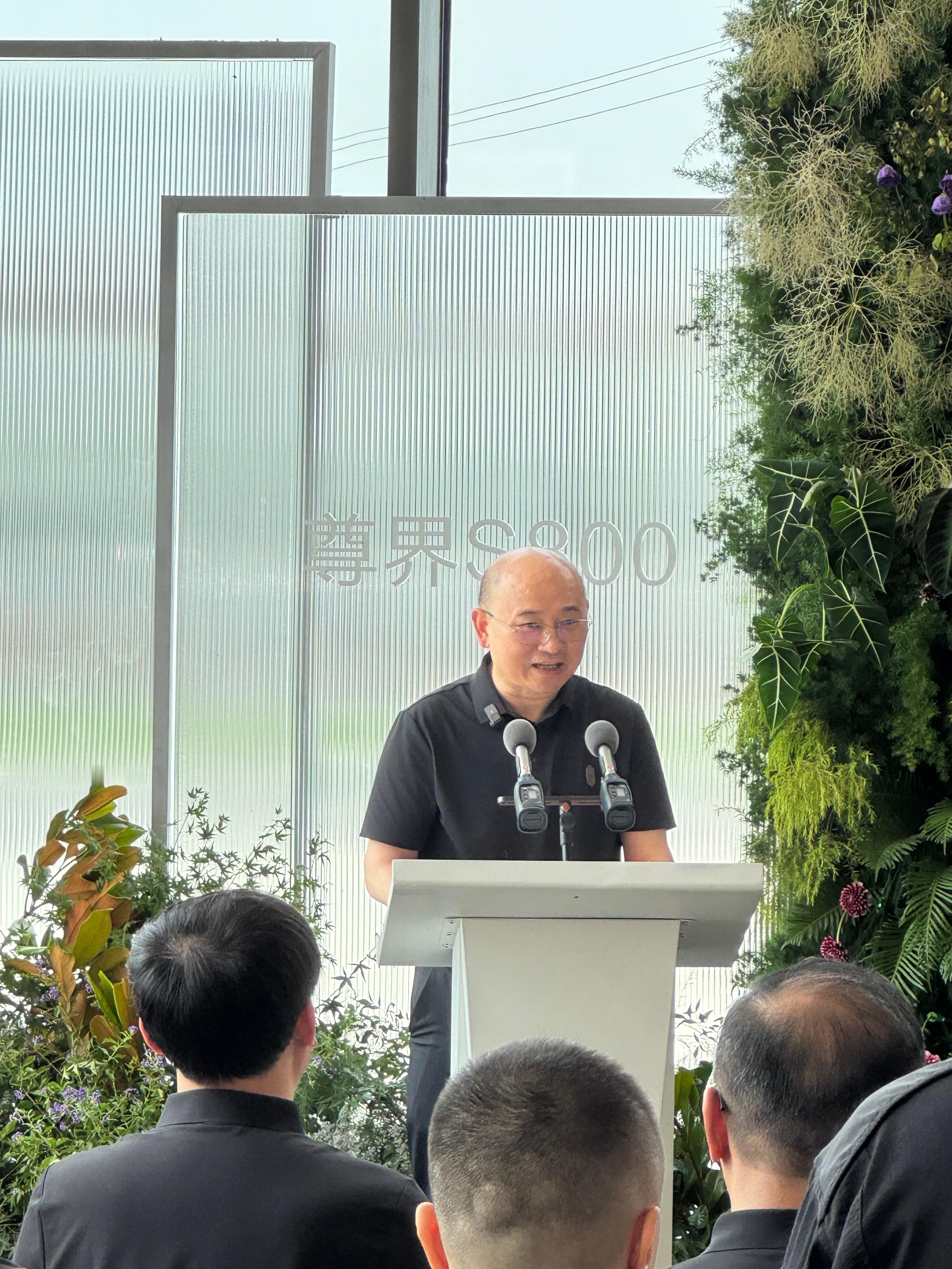 尊界S800隐私套件选配比例超70%6月26日，备受瞩目的尊界S800终于交付