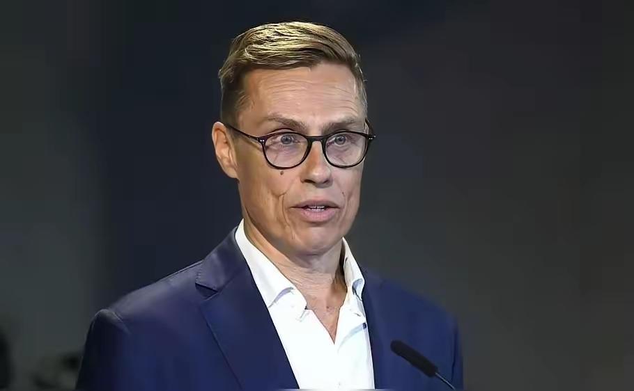 芬兰总统太强硬了！芬兰总统斯塔布表示，欧洲在没有美国帮助的情况下，依然有能力自