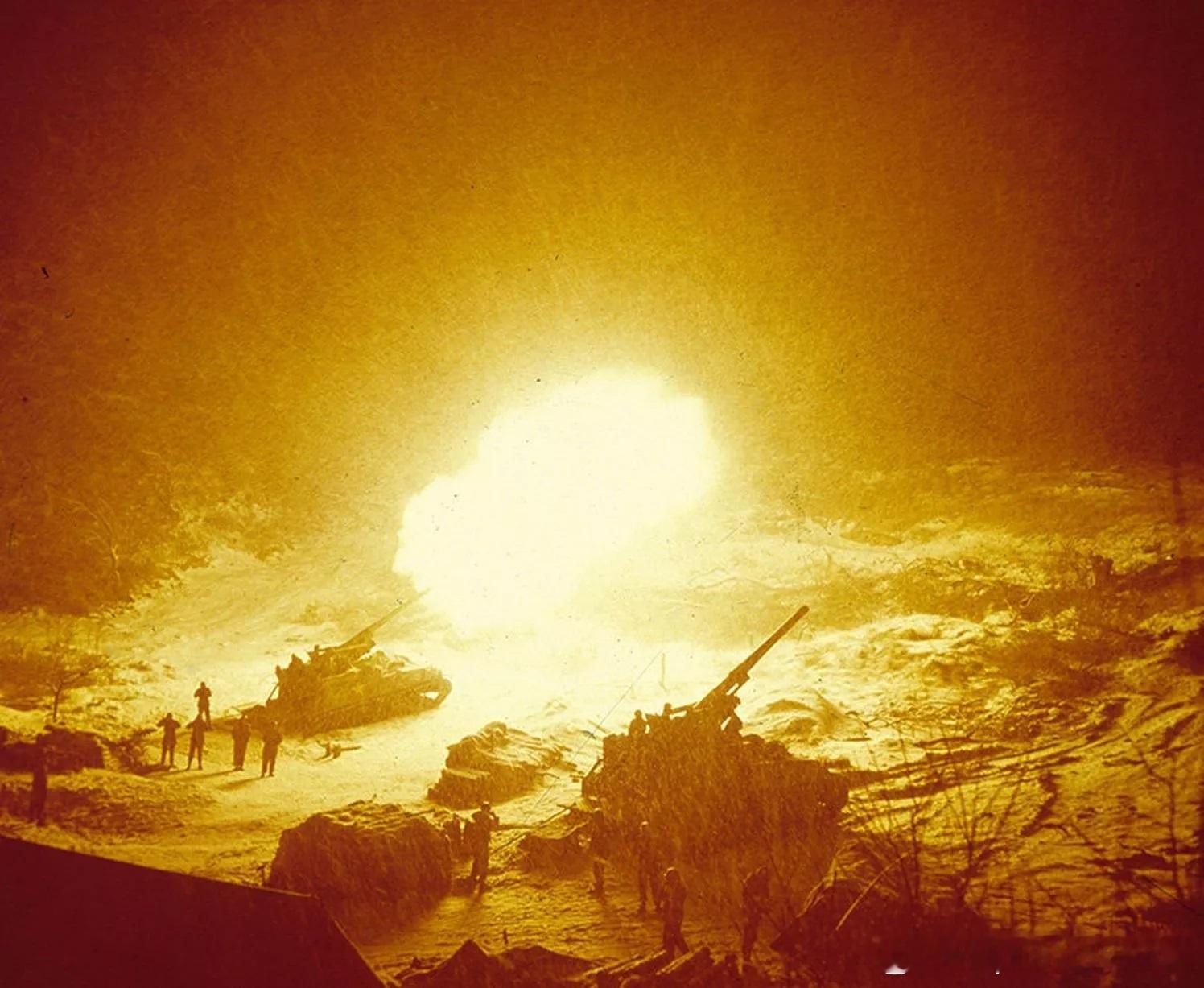 1951年韩国军队开始装备美制M1式155毫米榴弹炮，之前韩军最大口径火炮只有1