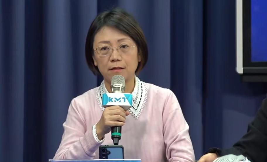 翁晓玲预告明续挡防务特别条例不会轻易放行针对赴厦门台商活动遭绿营抹黑，国民