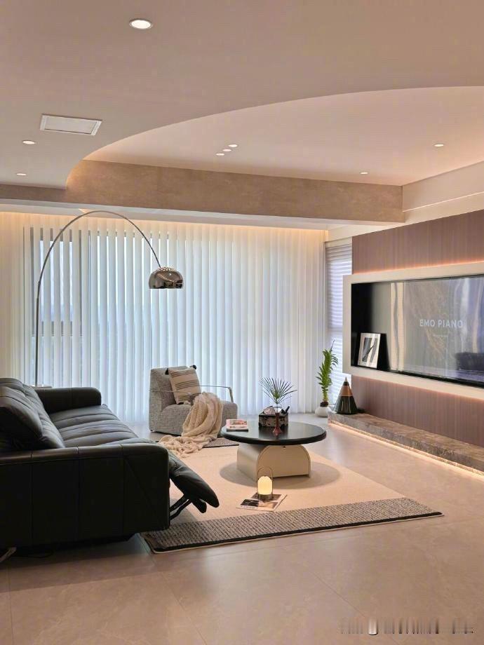 那些期待楼市大放水的人失望了。2月的LPR又没有降。这已经是贷款利率连续9个