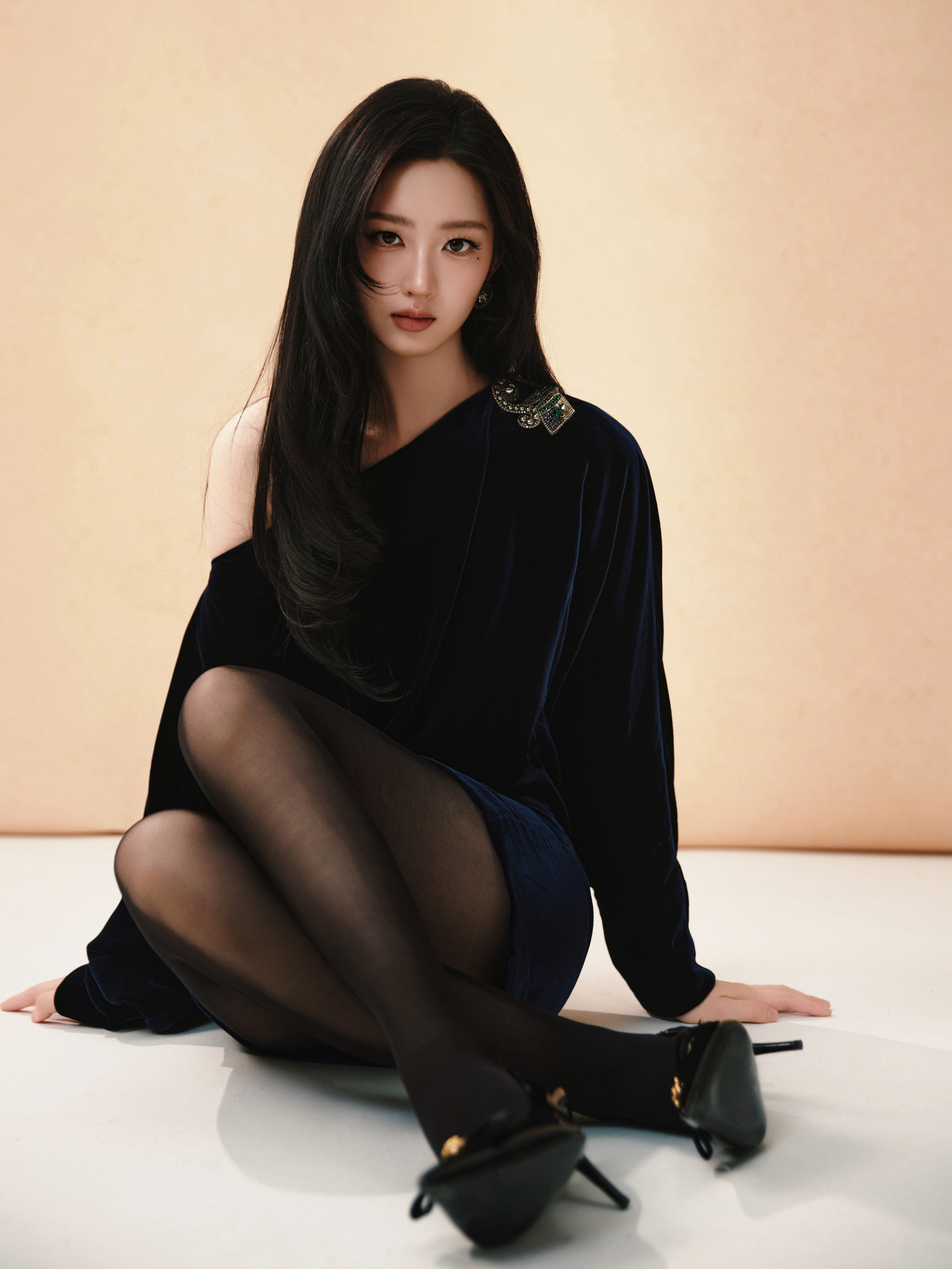 邓恩熙黑丝美腿
