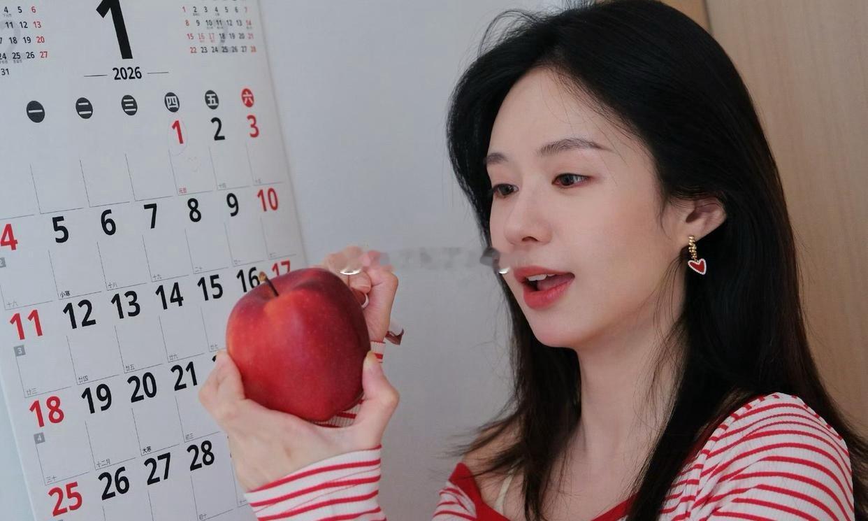 1.孙怡离婚后，她穿的用的，对比一个女明星而言都是非常廉价的那种。2.郑合惠子签