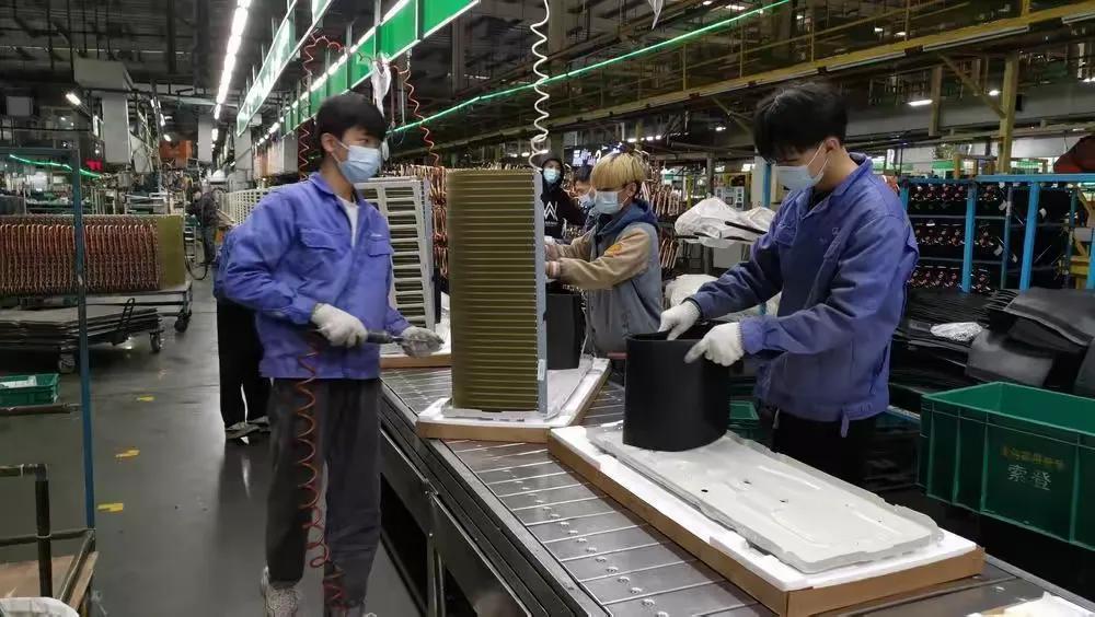 中国制造，没想到成了法国的"救命稻草"。法国卫生部长斯特凡妮·里斯特最近上电