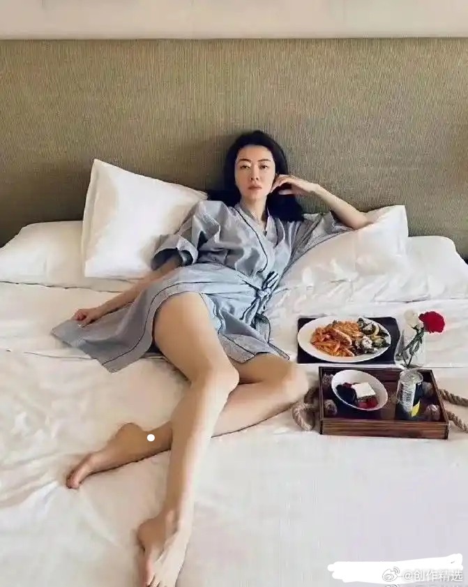 这大脚丫，40号起步，熊黛林多高啊？​​​