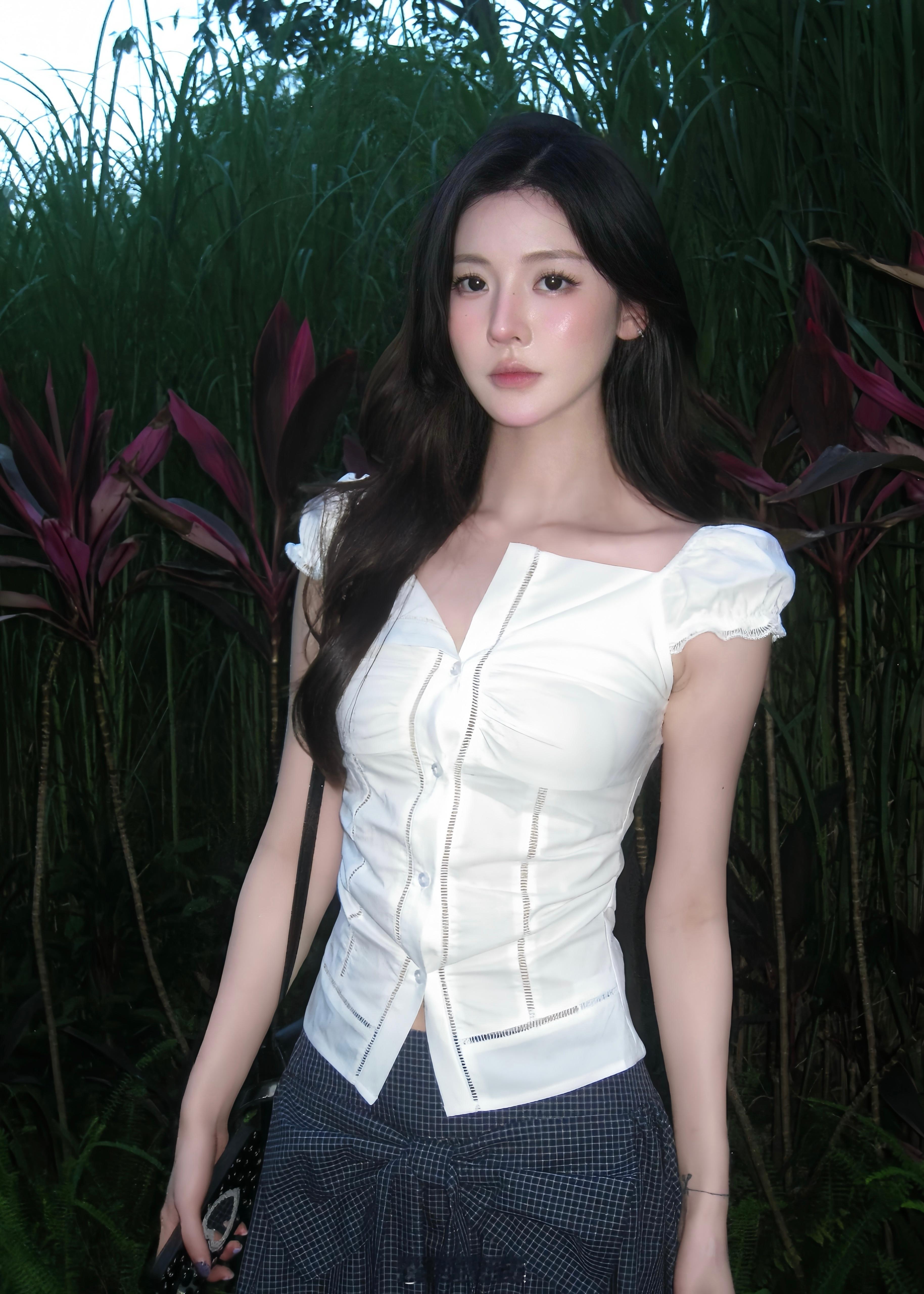 被蚊子咬了两个大包🦟​​​