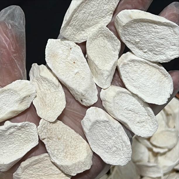 老中医告诉你：很多大病，都是从肾虚开始的！很多人经常腰膝酸软、浑身发沉，稍