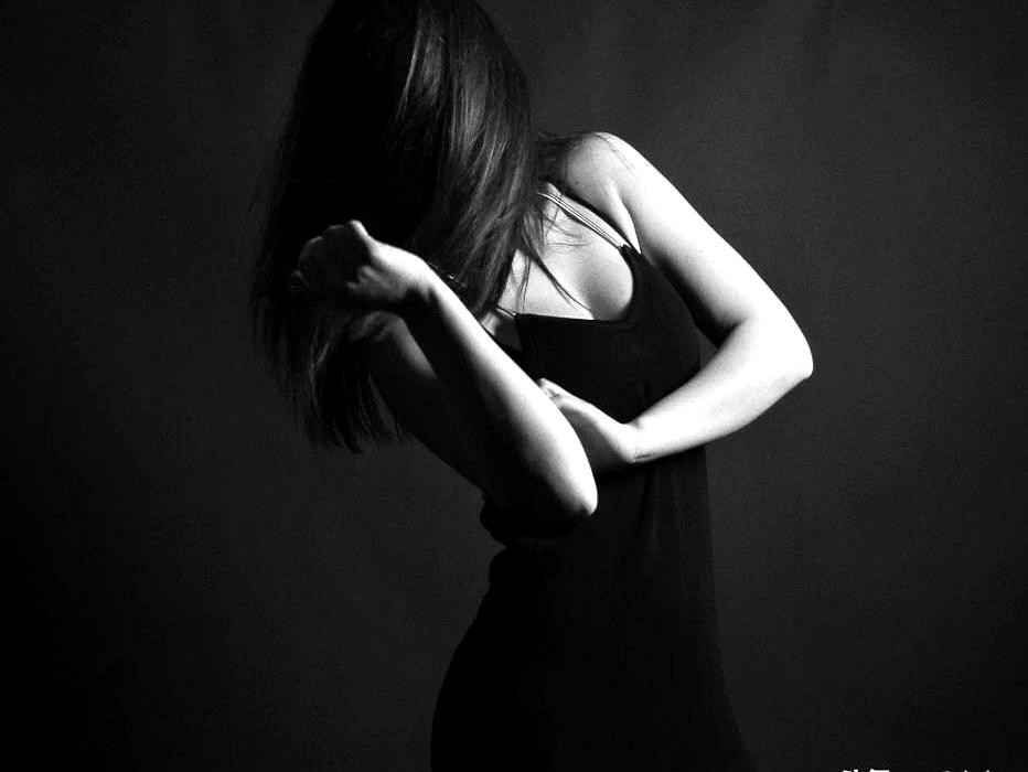 那几分钟都只顾自己爽的男人，能有多爱你？听一位性学专家聊过，说白了，男人在亲热