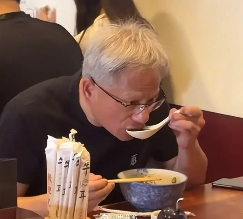 世界第一市值的英伟达技术宅的逆袭：90年代初，硅谷遍地是搞图形硬件的公司，