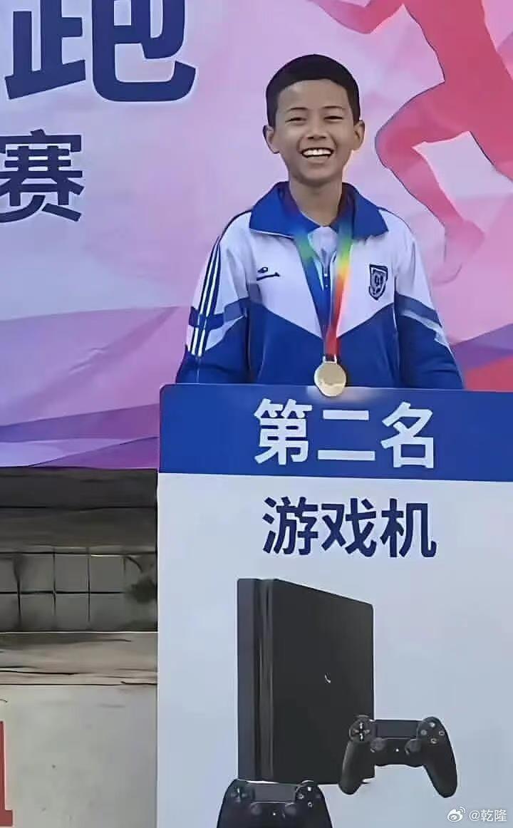 为什么第二名比第一名还开心？​​​