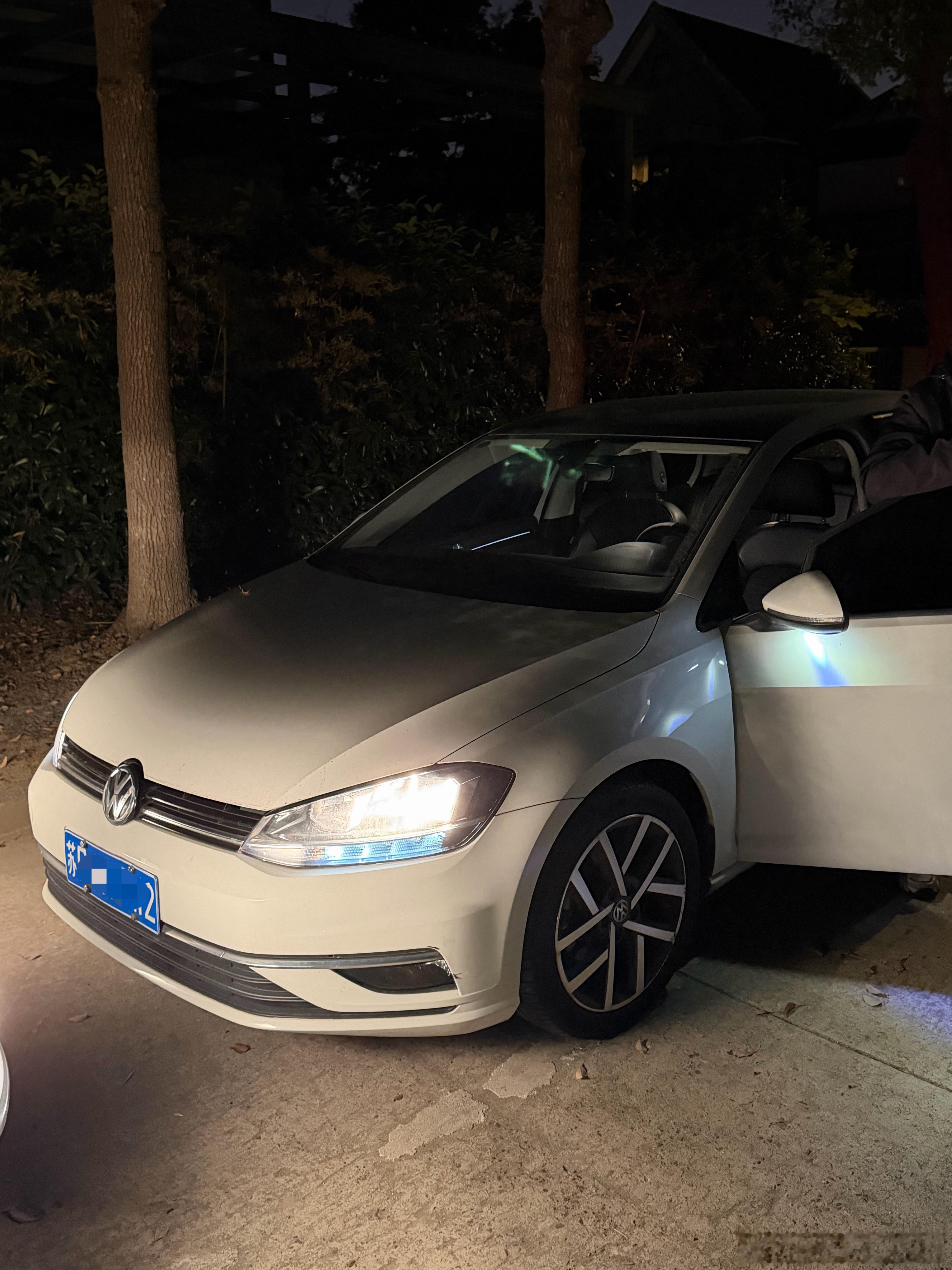 老客户2分钟解决战斗…2万多公里的7.5代高尔夫到位…择日上架…