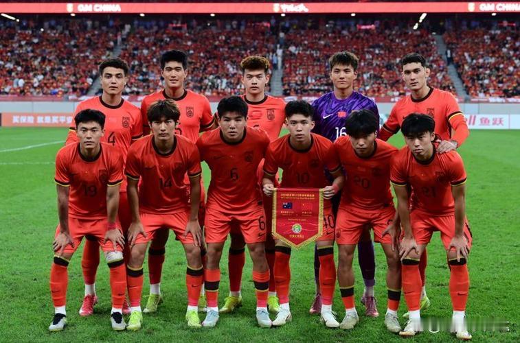 中国男足U23男足铜牌赛：常规时间2-2战平乌兹别克斯坦，点球大战4-3取胜，时隔28年重新站上亚运