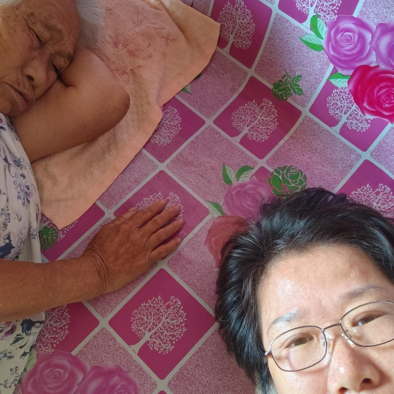 26号回的老家，7号又要走了。没住够，根没住够。我自己的家离我娘家六七里地，