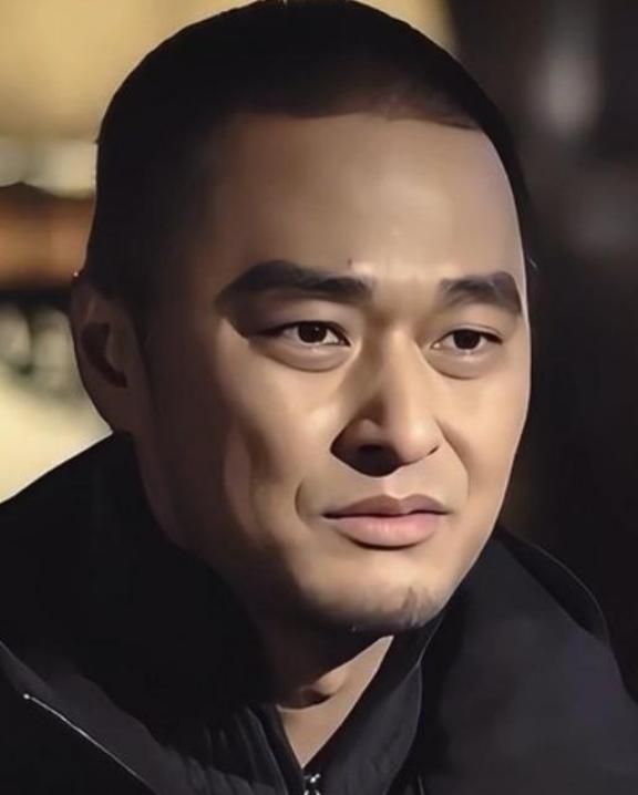 “身家上亿”的北京协和医学博士冯唐，再次抛出惊人“言论”，他说：“没事不要和任何